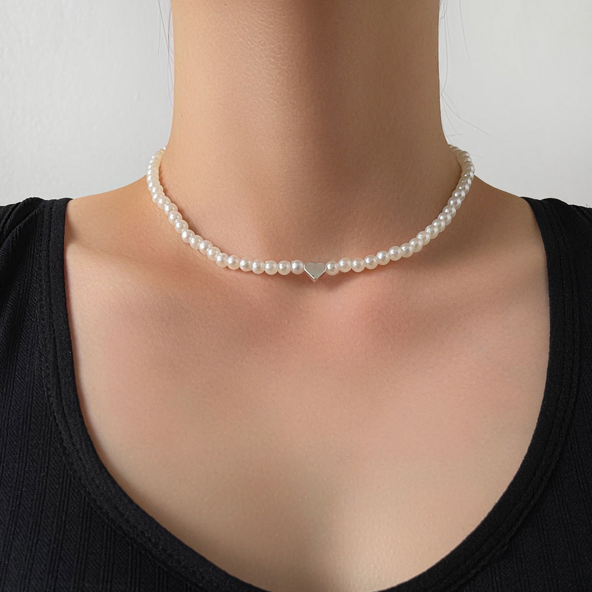 Pearl Heart Clavicle Necklace